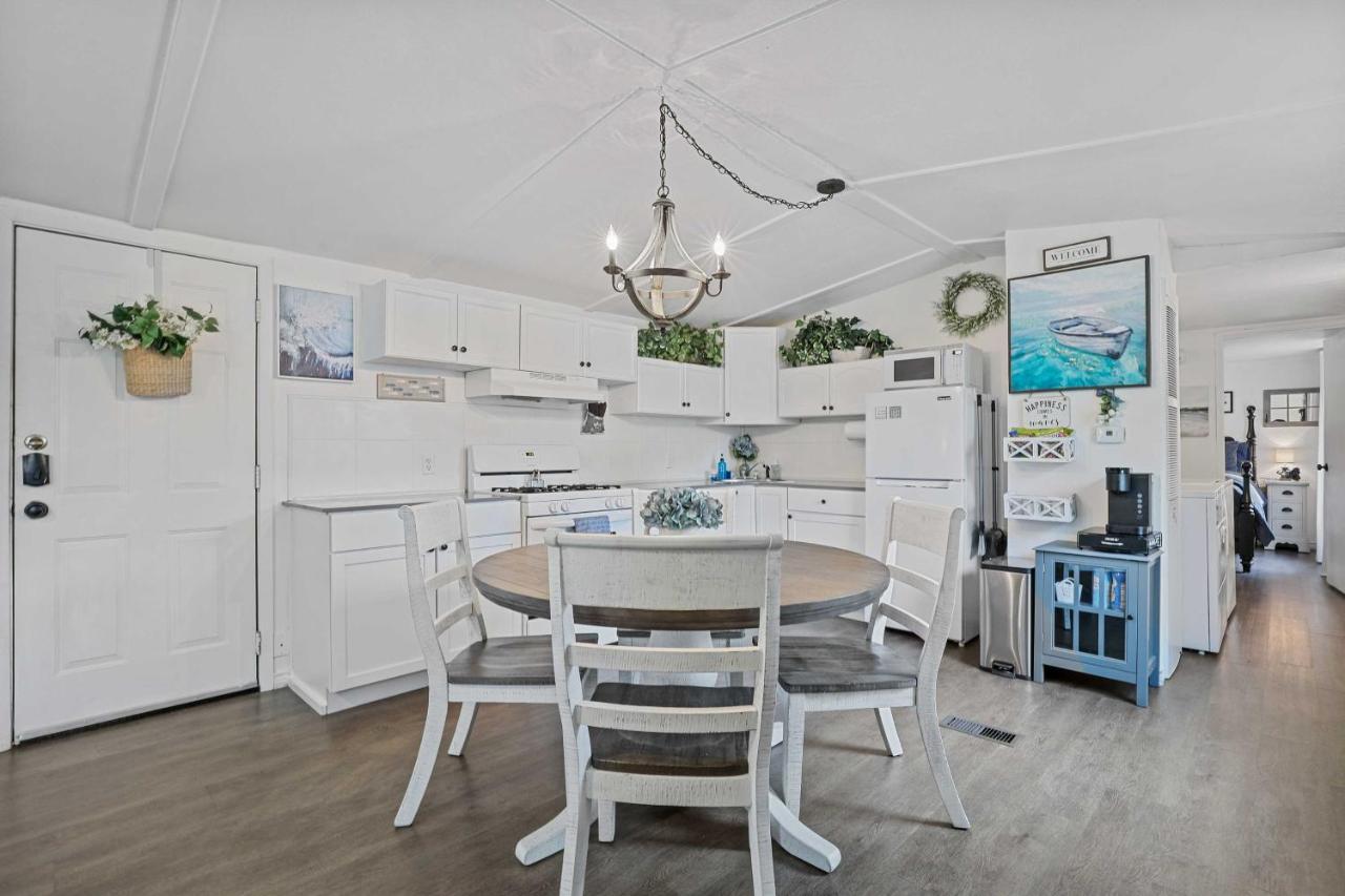 Pet-Friendly Lake Dallas Home Near Lewisville Lake Exteriér fotografie