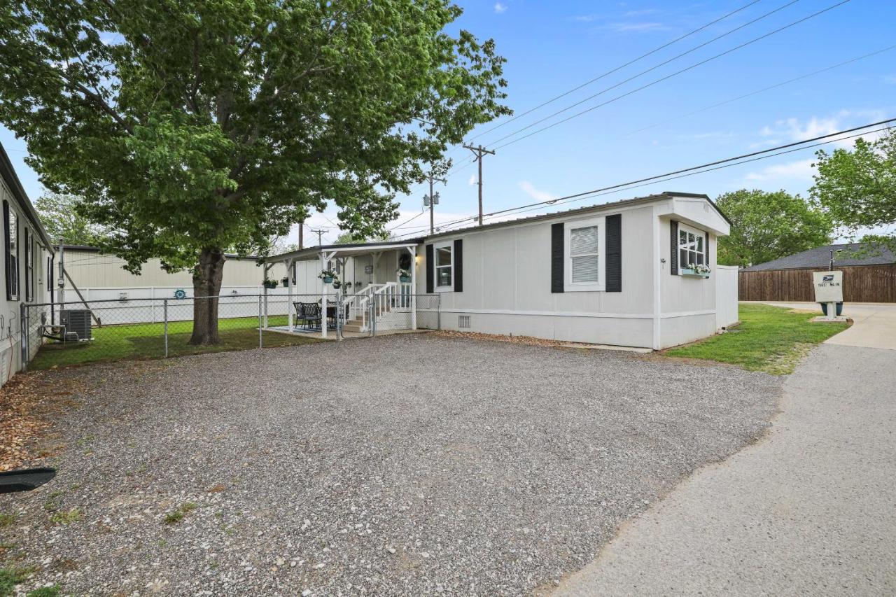 Pet-Friendly Lake Dallas Home Near Lewisville Lake Exteriér fotografie